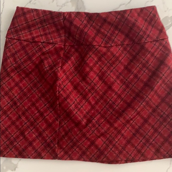 Express Plaid Mini Red Skirt - Picture 4 of 5